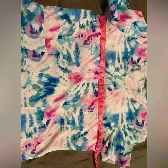 Tye dye scrub top by scrubstar pink  and blue medium - Picture 3 of 4